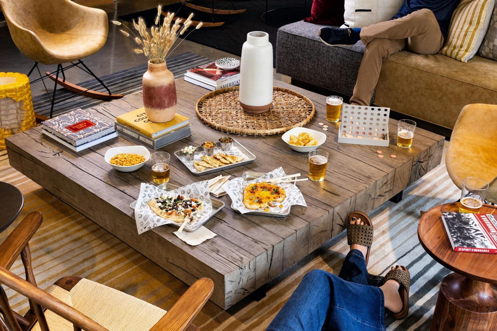 Moxy Omaha Downtown Hotel Kültér fotó